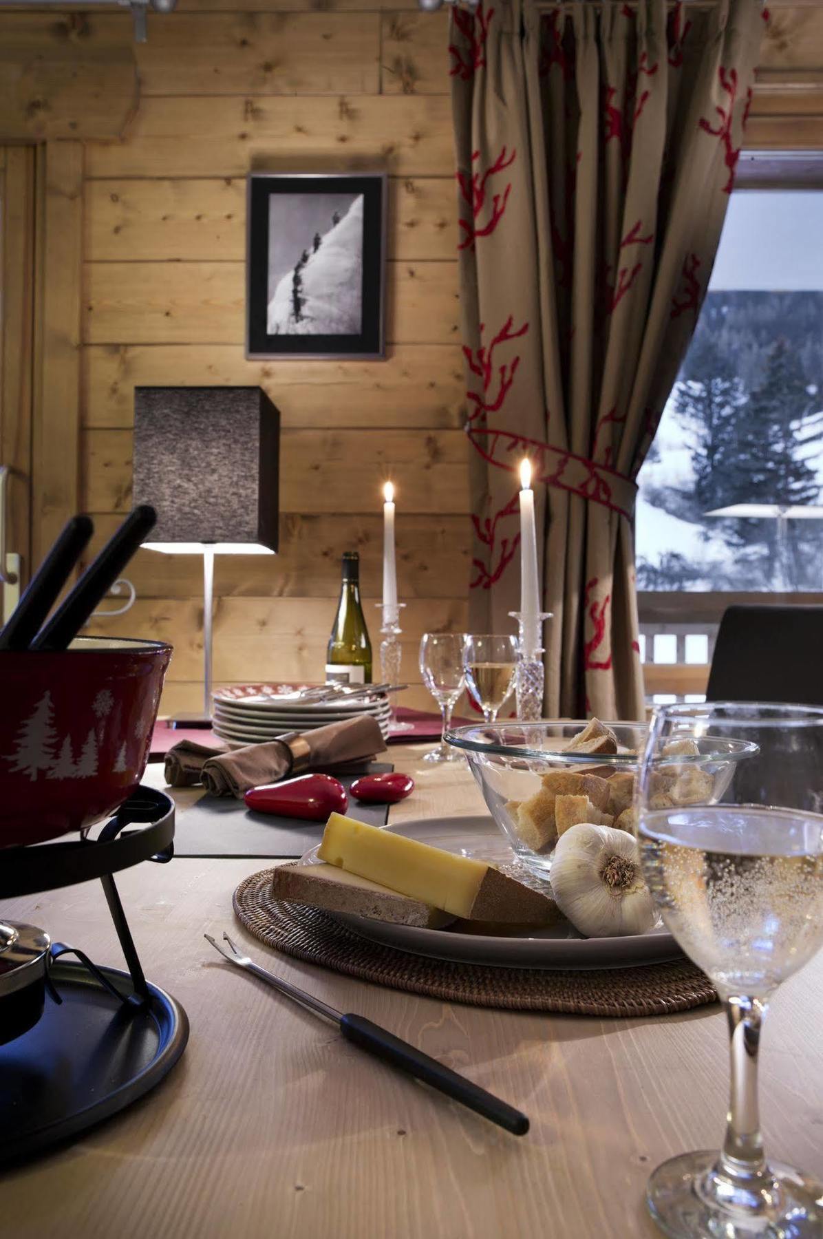 Cgh Residences & Spas Les Chalets De Flambeau 란슬부르 몽 세니 외부 사진