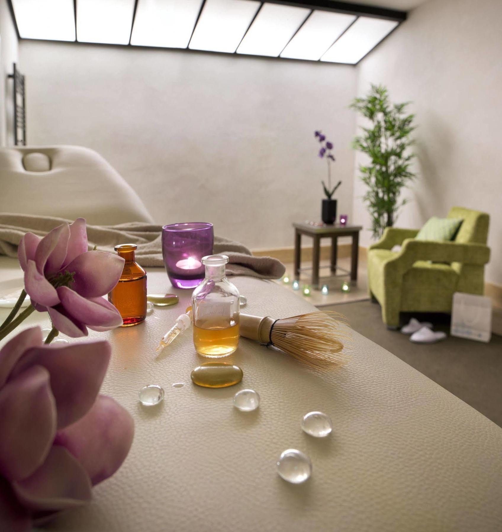 Cgh Residences & Spas Les Chalets De Flambeau 란슬부르 몽 세니 외부 사진